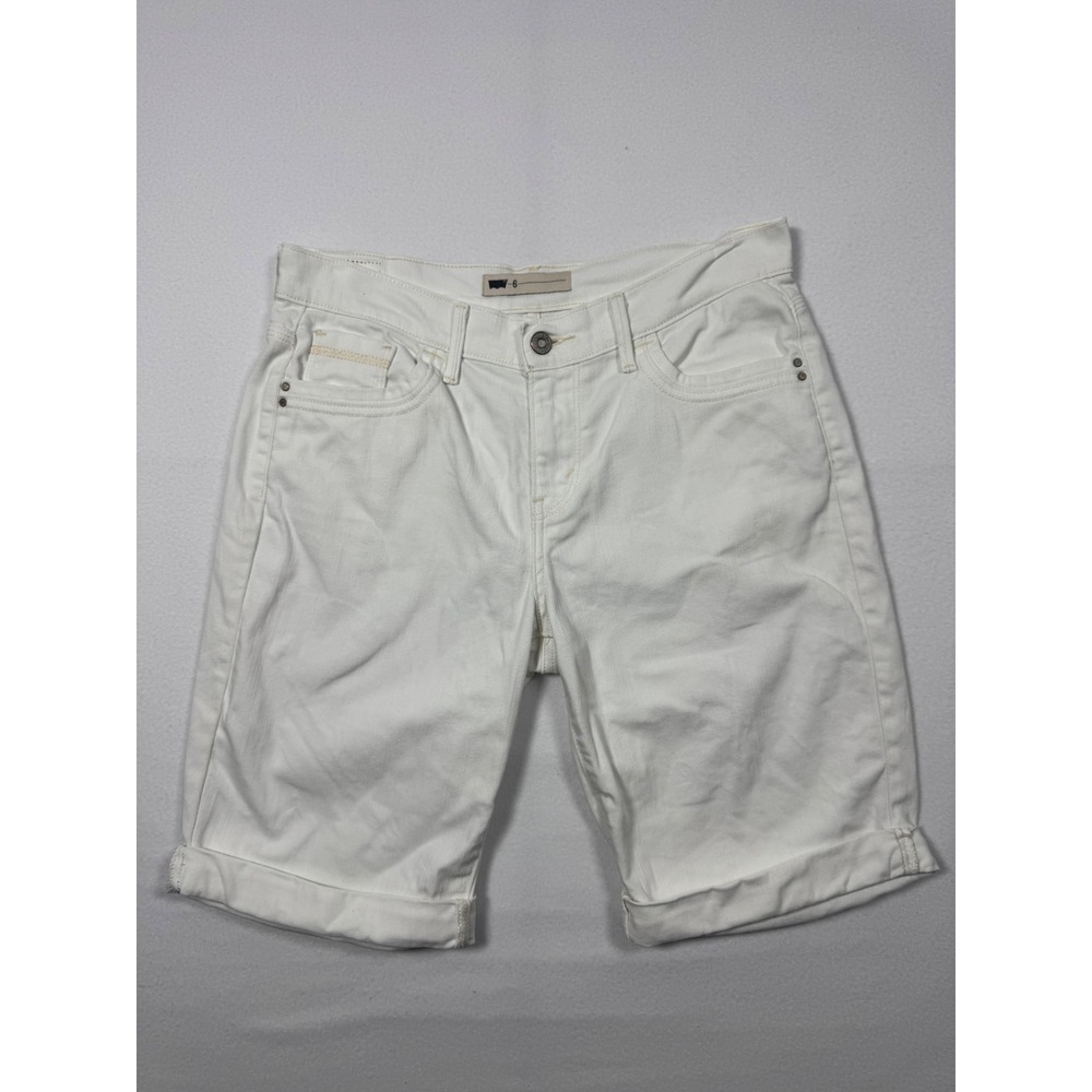 Coastal Levi's White Denim Bermuda Shorts Womens Size 6 White Mid Rise Cuffed